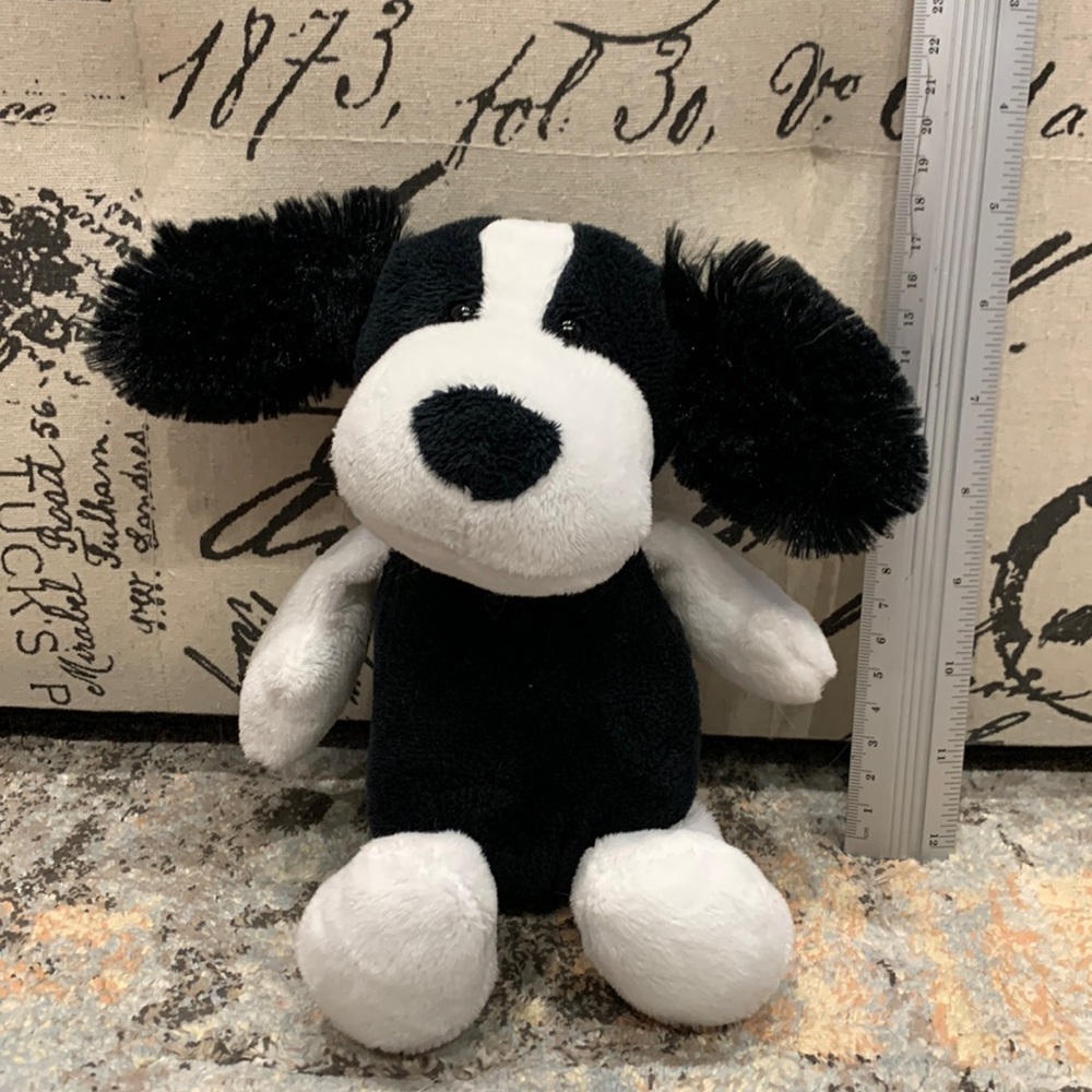 BNWOT Dog Stuffed Animal; about 17CMtall-sitting; Perfect Condition; has bandana